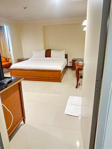 Bedroom 12