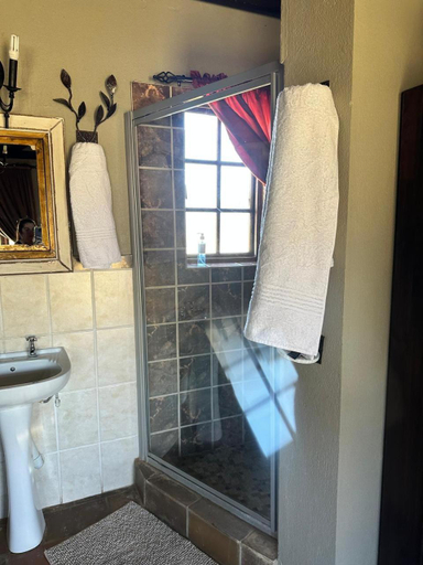 Others 3, Pioneer lodge, Waterberg