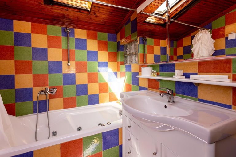 Bathroom 4, MELISSA GOLD COAST, Central Macedonia