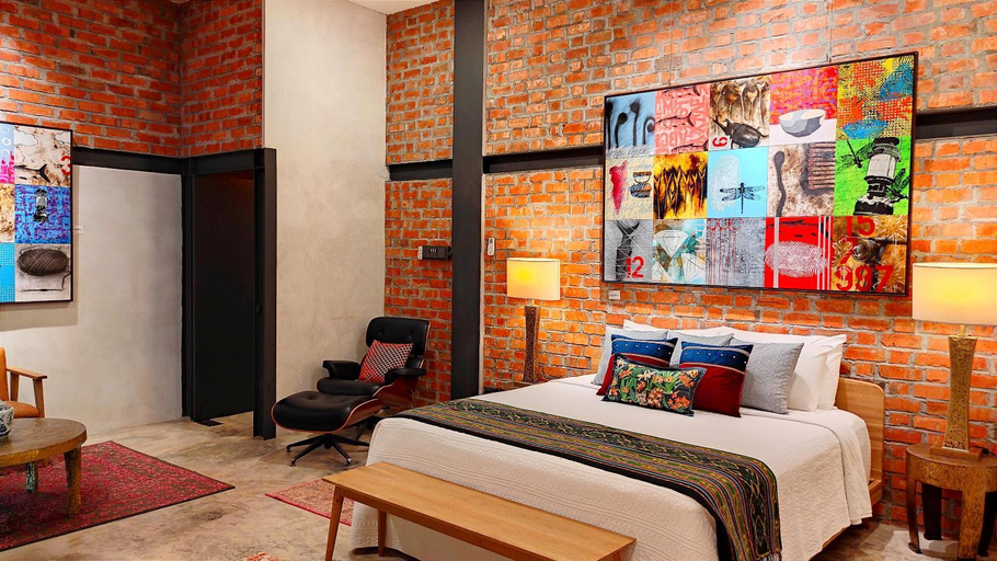 Bedroom 13