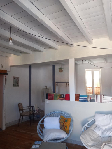 Others 4, La maison aux livres, Charente