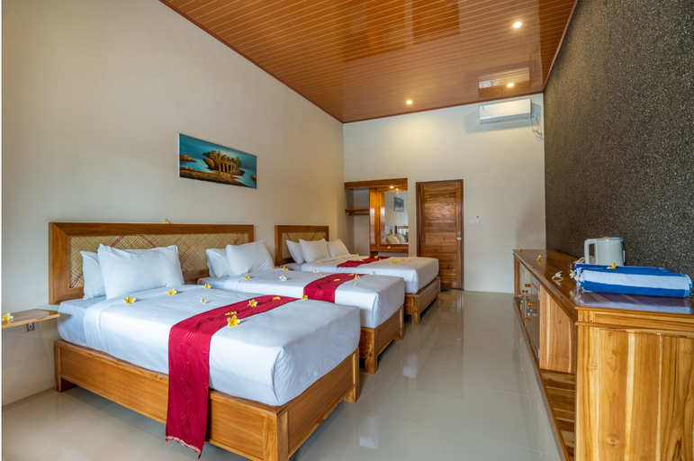 Rumah Gajah by Kubukubali Room Type - Quadruple Deluxe Room Pool View Rumah Gajah by Kubukubali Room Type - Quadruple Deluxe Room Pool View
