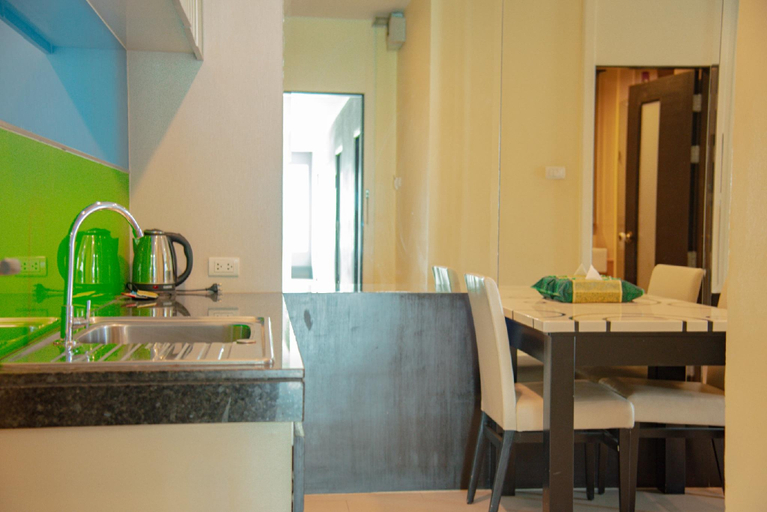 Dining Room 16