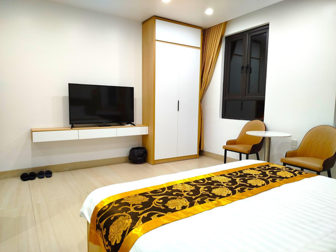 Bedroom 8