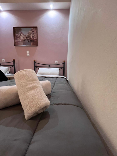Bedroom 2, Koutouki Apartments, Ionian Islands
