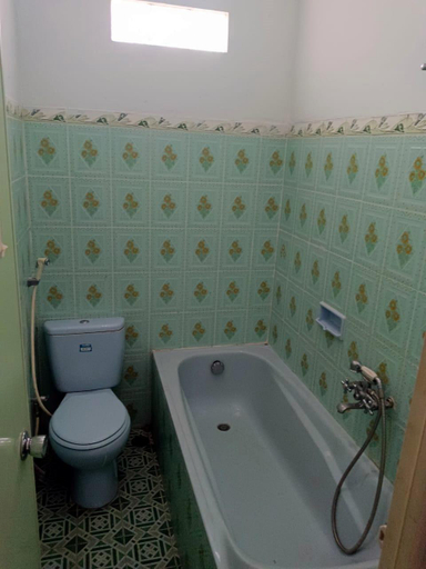 Bathroom 5, Oikos Green Homestay, Kuningan