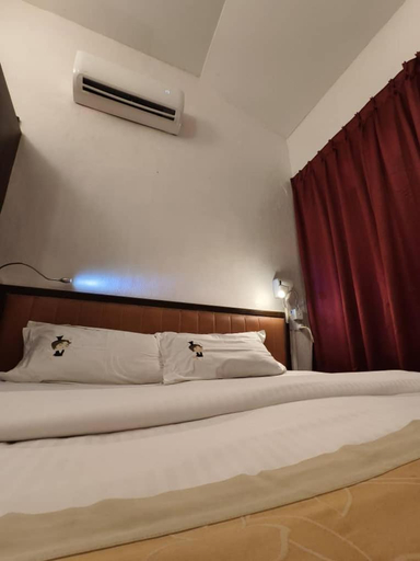 Bedroom 9