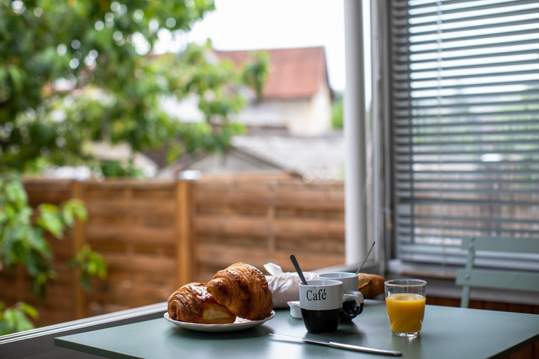 Food & Drinks 3, Le coquet chez Maguy Maison de ville avec jardin, Doubs