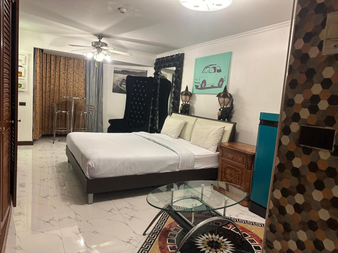Bedroom 12