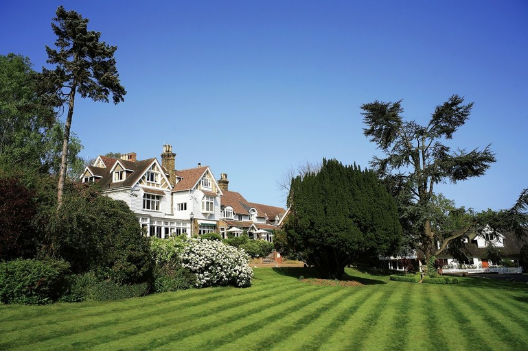Exterior & Views 2, Rowhill Grange Hotel & Utopia Spa, Kent