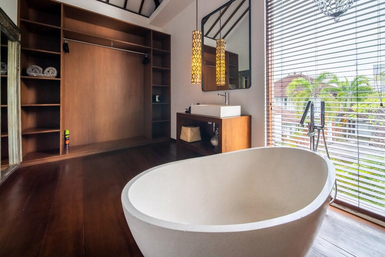 Bathroom 2, Anam Villas Complex Canggu, Badung