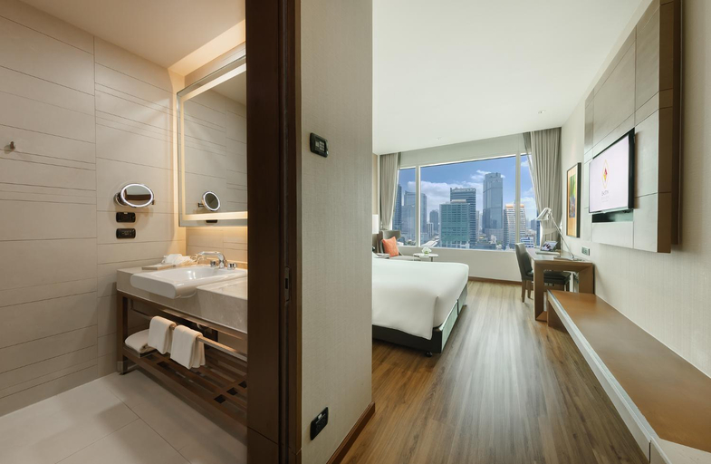 Bathroom 25
