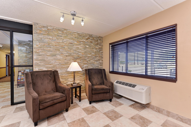 Public Area 2, Americas Best Value Inn Clear Lake, Cerro Gordo