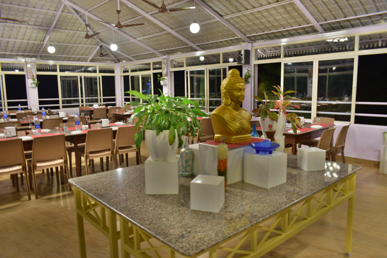 Food & Drinks 5, Peters Park, Vellore