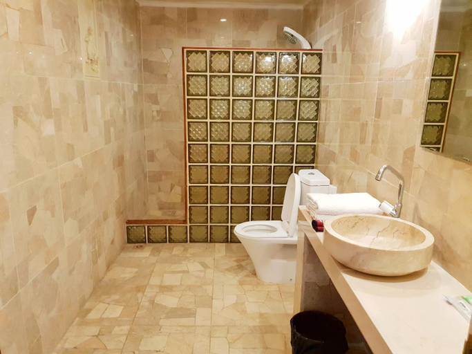 Bathroom 6