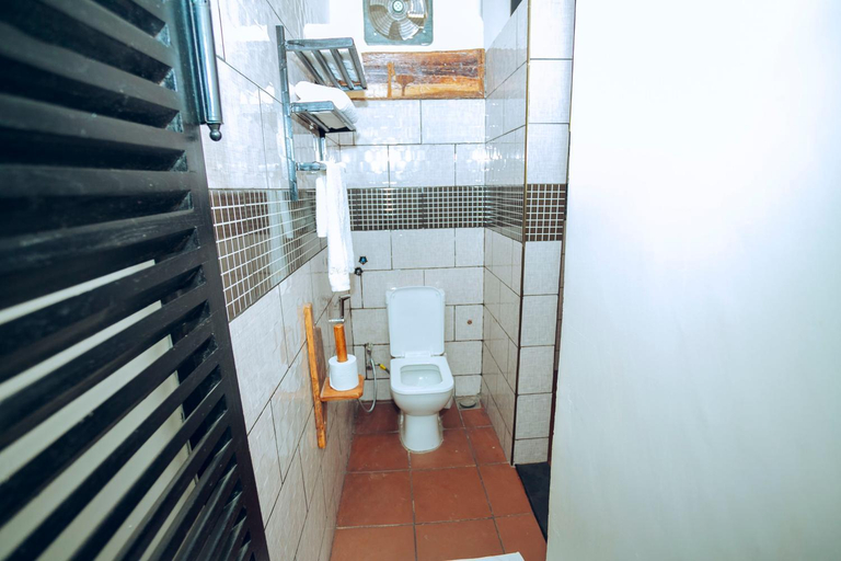 Bathroom 4, THE MARIDADI HOTEL, Moshi Urban