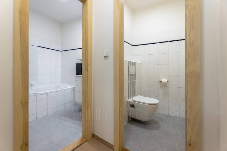 Bathroom 2, Exclusive Old Town Suites with City Views & AC by EasyBNB Premium, Praha 1
