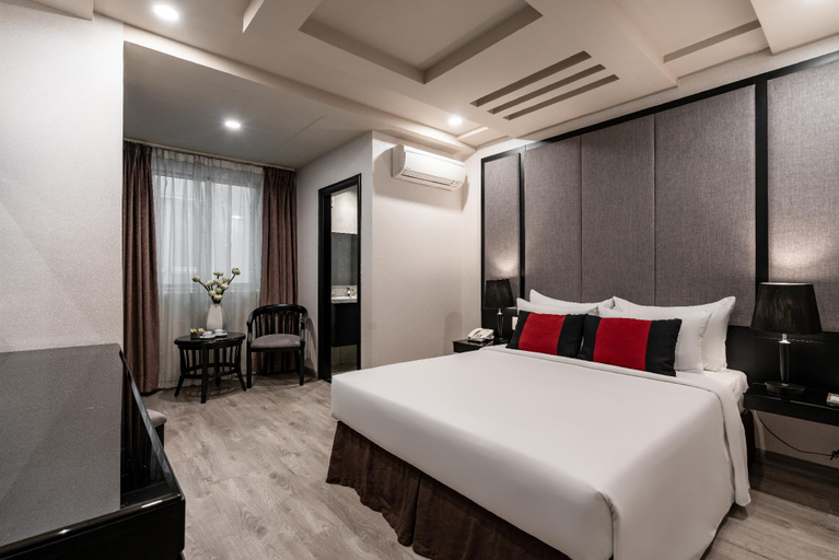 Bedroom 26