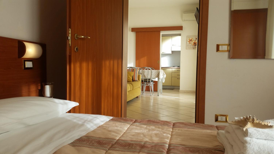 Others 2, Residence Special, Rimini