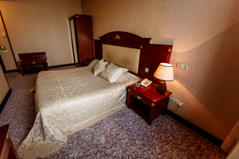 Bedroom 3, The Crown Hotel, Baku