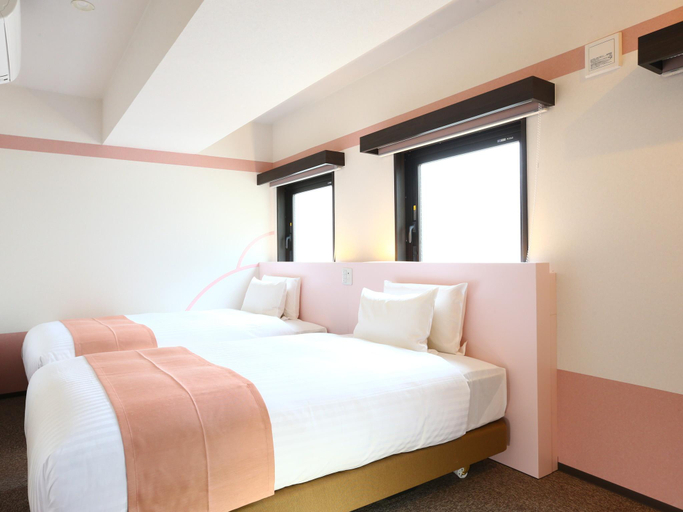 Bedroom 26