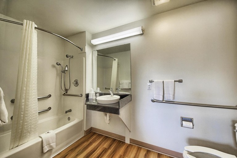 Bathroom 5, Motel 6 Kerrville, Kerr