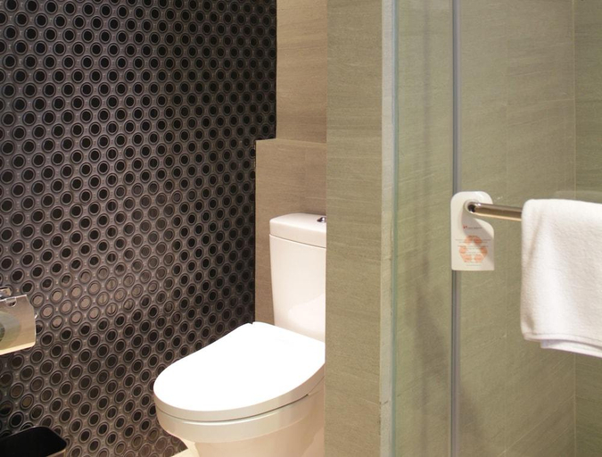 Bathroom 26