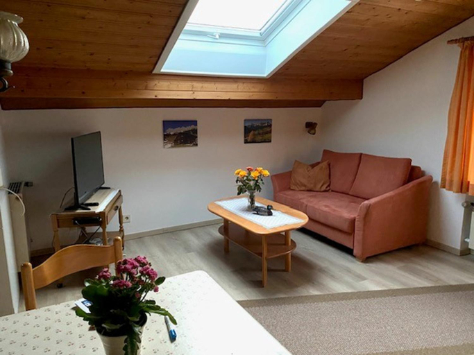 2, Ferienwohnung Deininger inkl. Chiemgaukarte, Traunstein