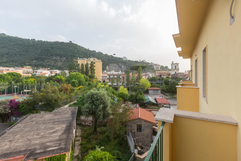 5, Attico Maria Pia, Napoli