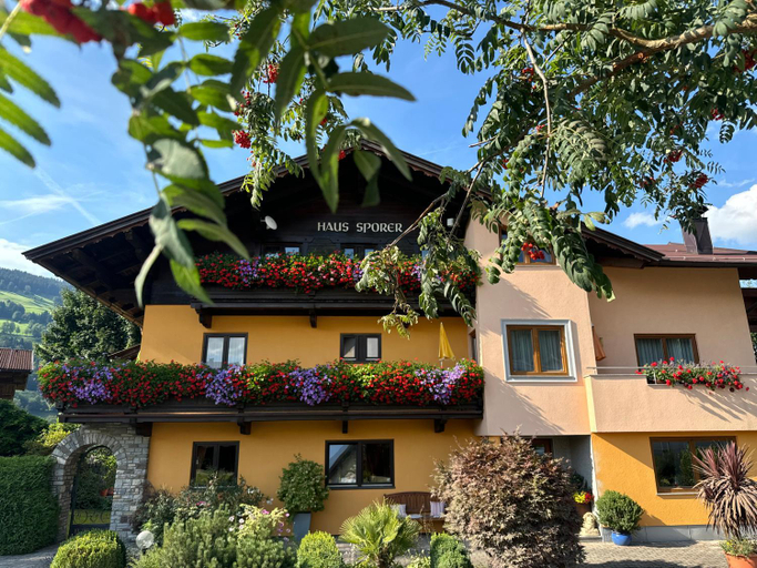 Others 2, Das Dorfgefuhl Pension Westendorf, Kitzbühel