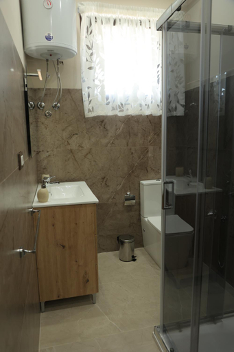 Others 5, Home di Giordy, Catania