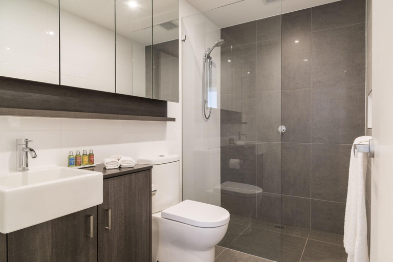 Bathroom 5, Sandy Hill Serviced Apartments, Melbourne