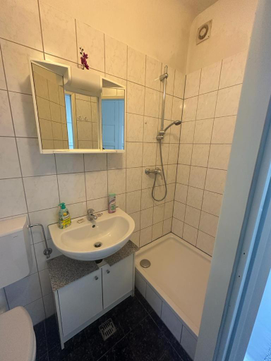 Others 2, One-bedroom flat near Prater and Messe Prater, Wien