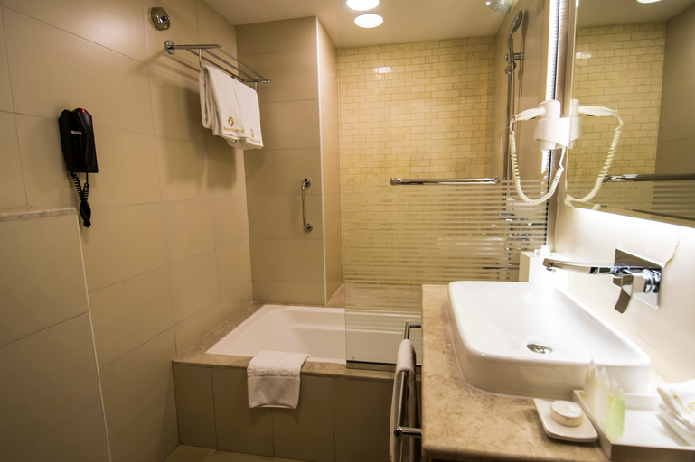 Bathroom, Belad Bont Resort Salalah, Salalah