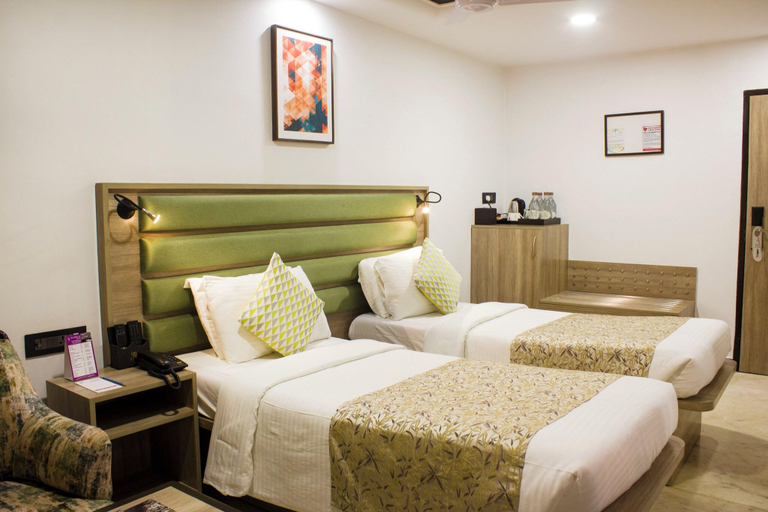 Bedroom 2, The Emerald Hotel & Services Apartments, Mumbai Suburban