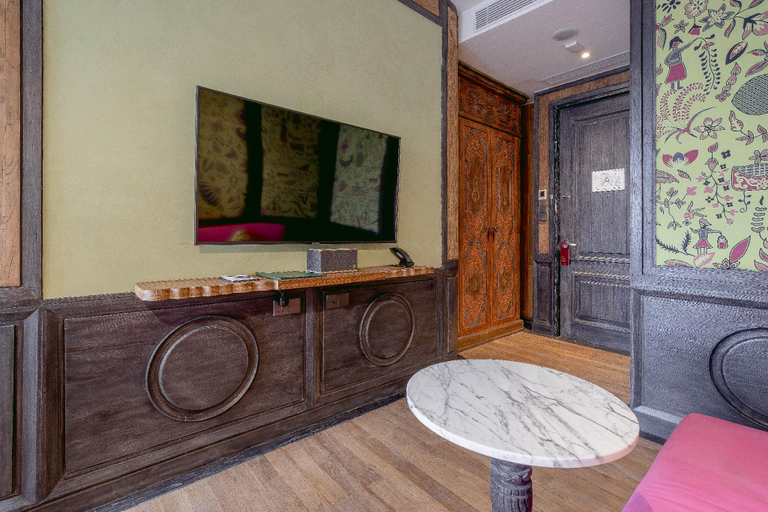 Bathroom 9
