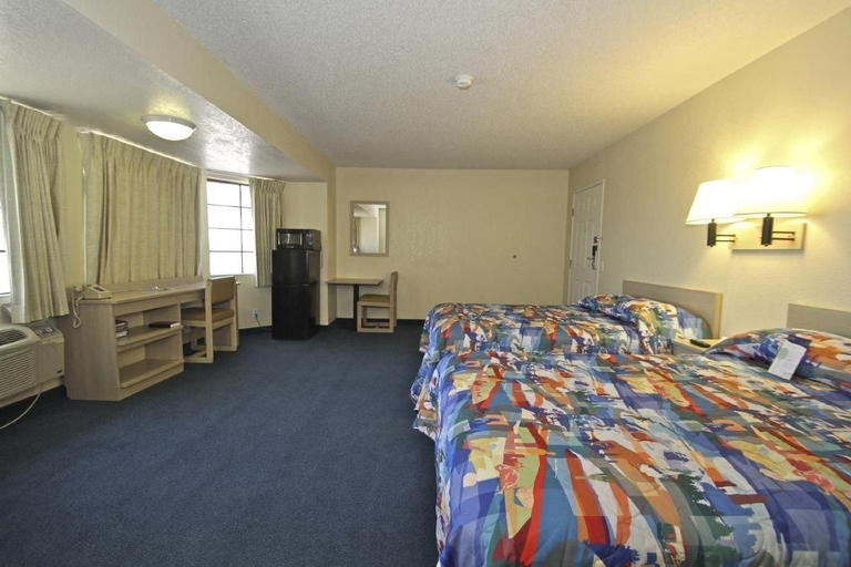 Bedroom 3, Motel 6 Mesa South, Maricopa