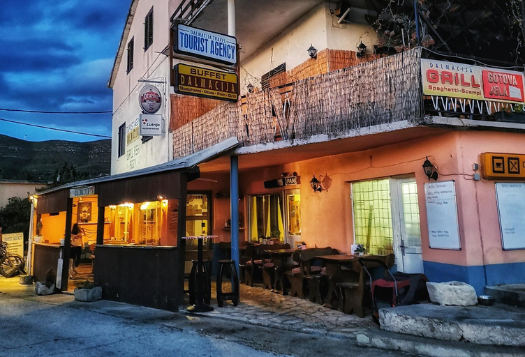Restaurant, Apartmani Tunjic, Obrovac
