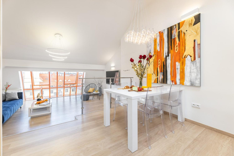 Others 4, Exclusive Old Town Suites with City Views & AC by EasyBNB Premium, Praha 1