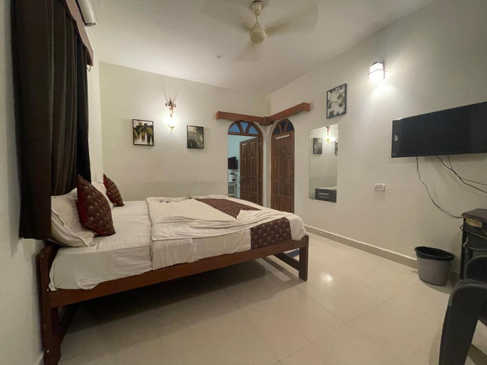 Others 2, Baga View Inn, North Goa