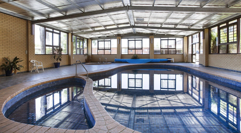 Sport & Beauty 5, Boomerang Hotel, Albury