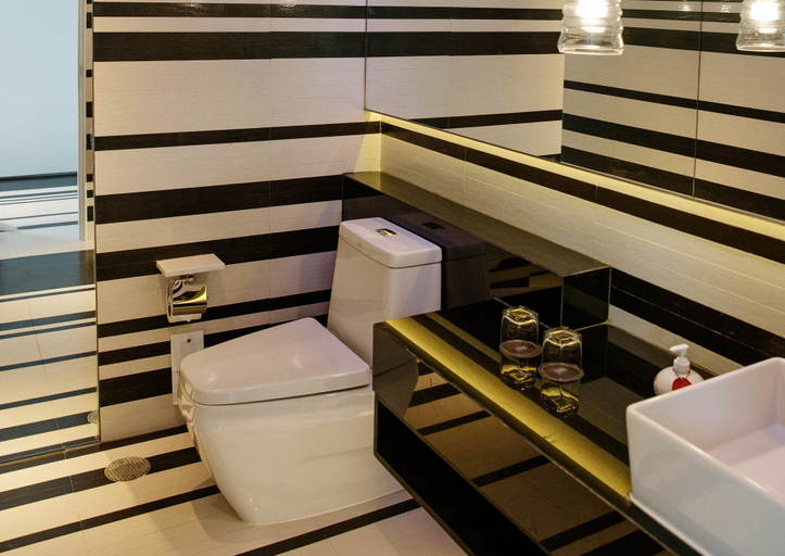 Bathroom 5, Veranda Pool Villas & Suite Hua Hin Cha Am, Cha-Am