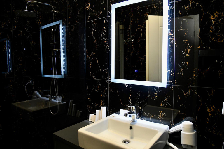 Bathroom 4, Hotel Horizont, Durrësit