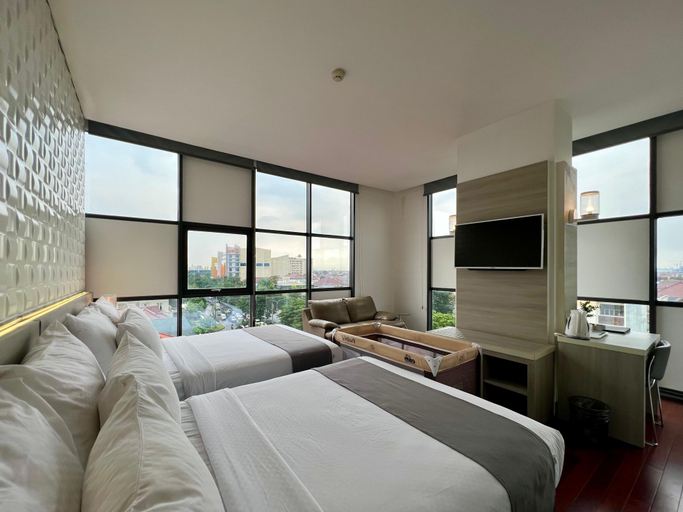 Bedroom 13