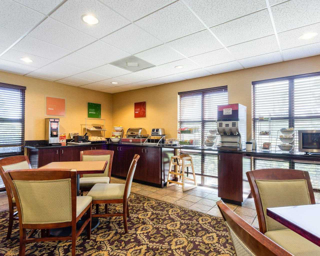 Food & Drinks 5, Comfort Inn Horn Lake - Southaven, Desoto