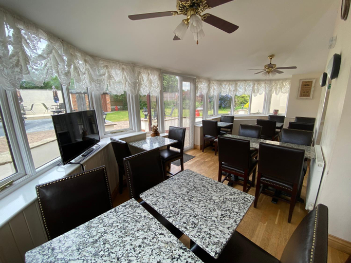 Others 5, Bellvue Party House, East Riding of Yorkshire
