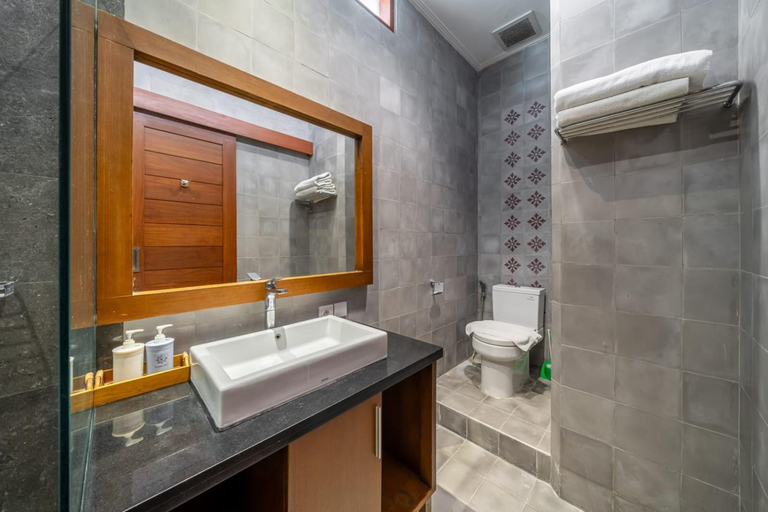 Bathroom 1