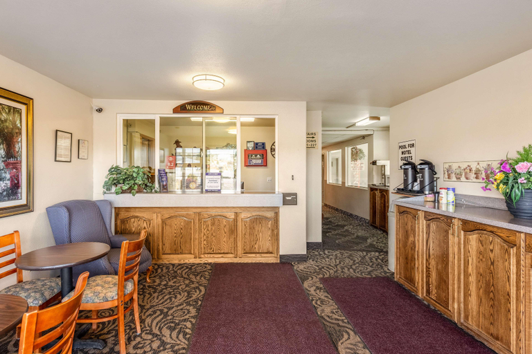 Public Area 2, Americas Best Value Inn Burns, Harney