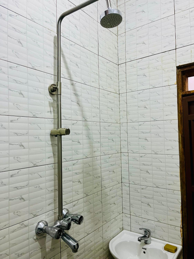 Bathroom 3, Arusha Jua Eco Home- on coffee farm, Arusha