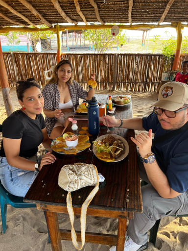 Food & Drinks 3, Hospedaje Palaaijat, Manaure
